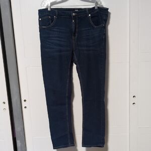 Blu Rock Stretch Jeans EUC